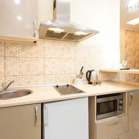 Modern New Studio - Maika Yohansena Str 18A Harkiv Dış mekan fotoğraf